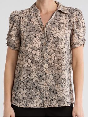 Adrianna Papell Blush Pink Floral Pinch sleeve button up shirt